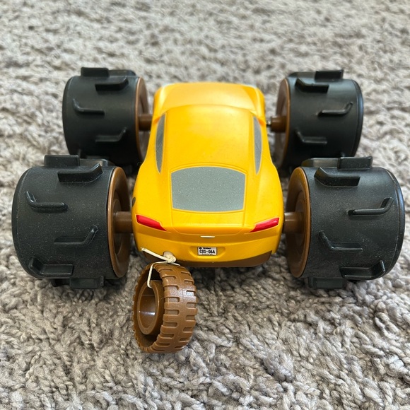 Disney/pixar lighting McQueen toy cars - Picture 5 of 12